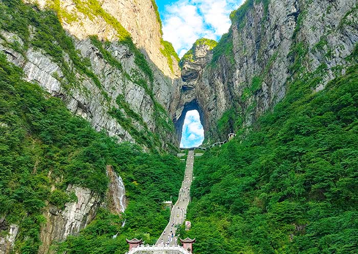 【張家界旅遊最佳時間】壹文掌握張家界最佳旅行時間「附行程」